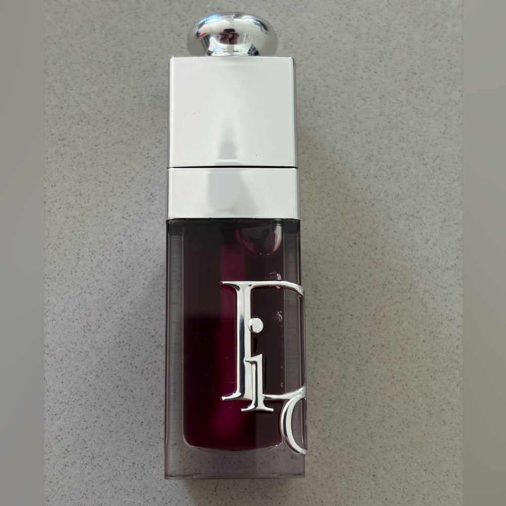 New in Box Dior Addict Lip Glow Oil in 006 Berry Juicy